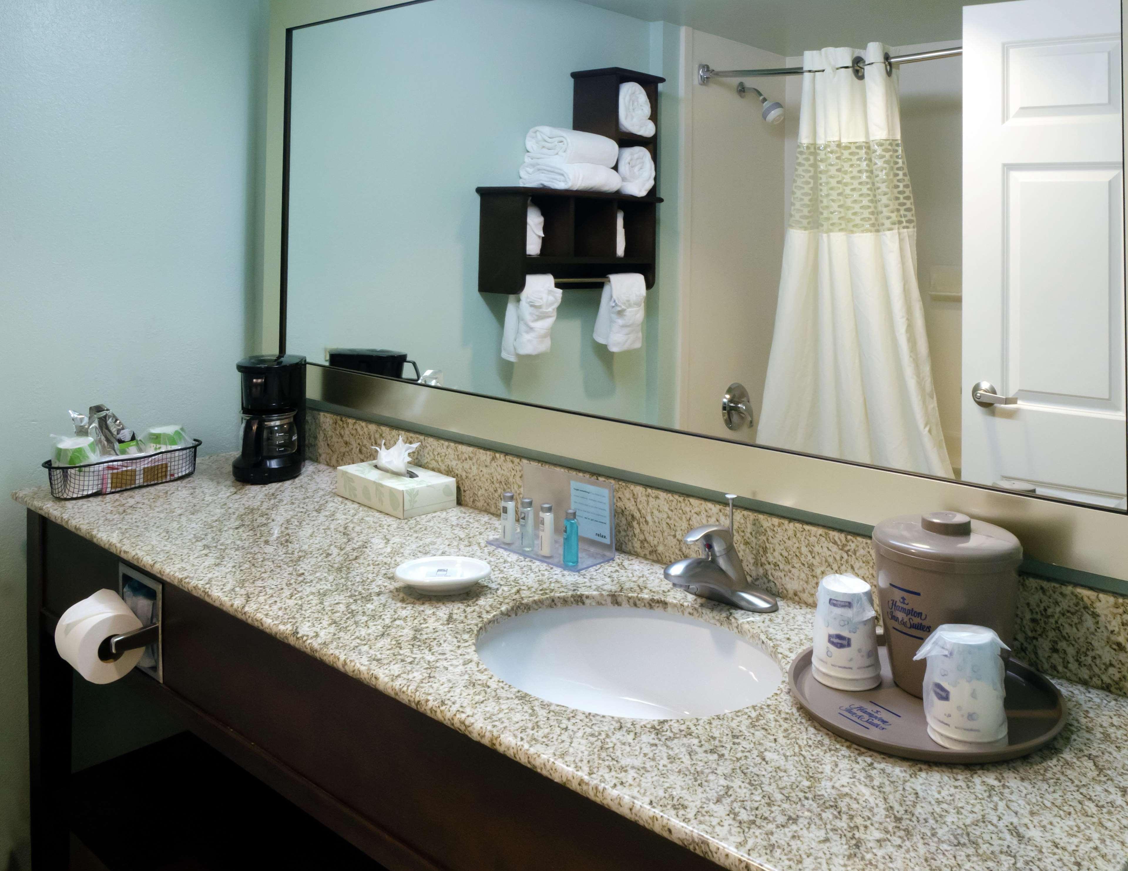 Hampton Inn & Suites Miami-Doral Dolphin Mall Номер фото