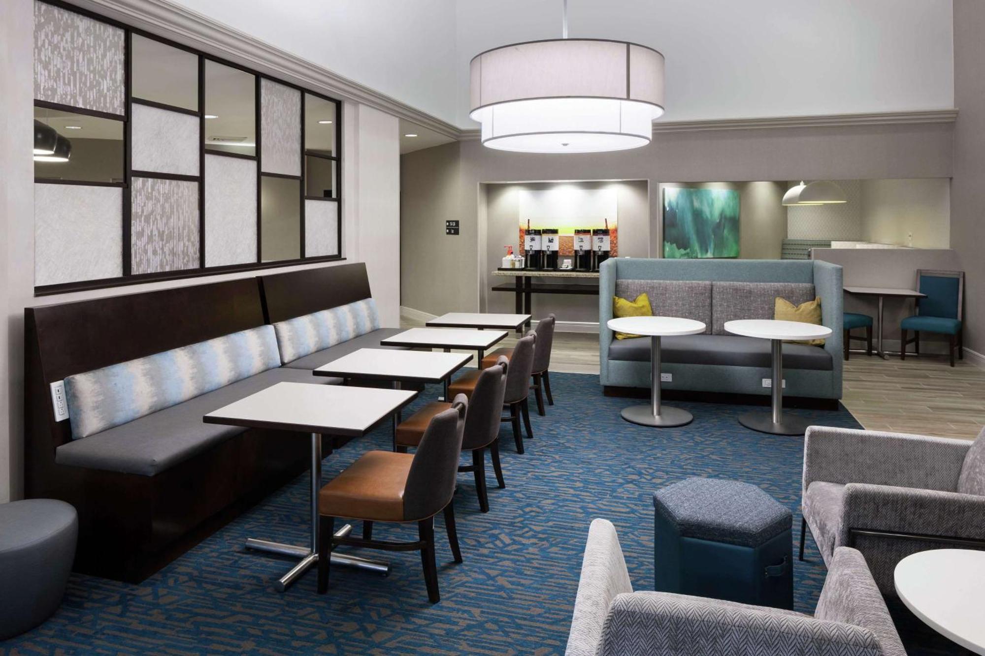Hampton Inn & Suites Miami-Doral Dolphin Mall Экстерьер фото