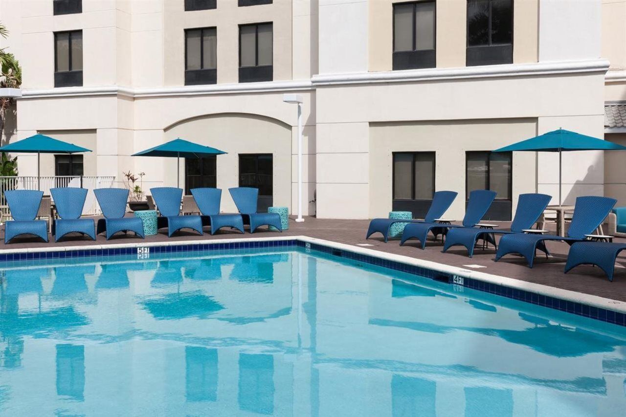 Hampton Inn & Suites Miami-Doral Dolphin Mall Экстерьер фото